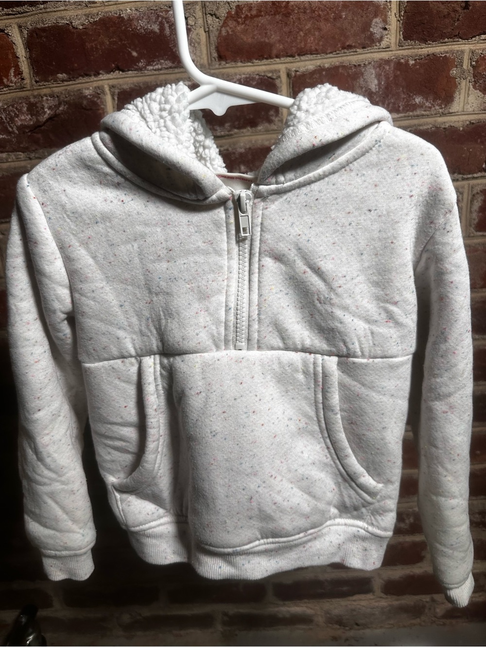 Kids’ Cozy White Sherpa-Lined Confetti Splatter Half-Zip Hoodie Size 5